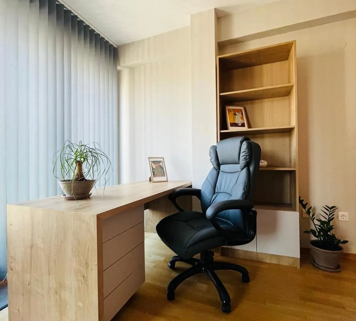 Freesia Apartment With Underground Parking Sofía 0*,