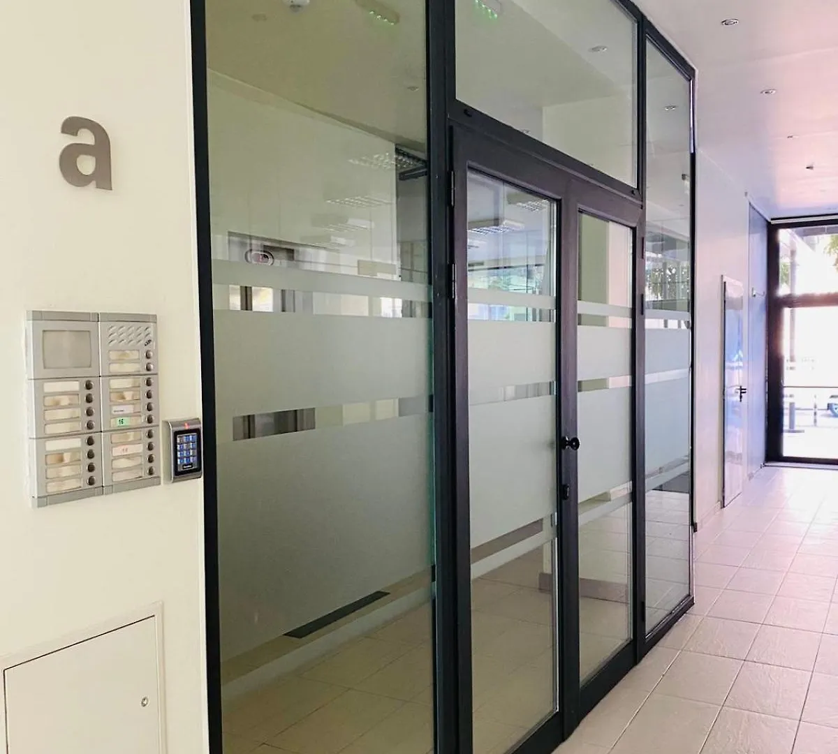 Freesia Apartment With Underground Parking Sofía Bulgaria