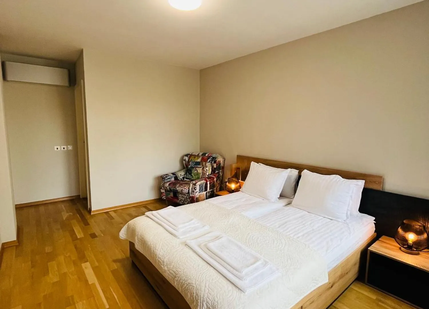 Freesia Apartment With Underground Parking Sofía