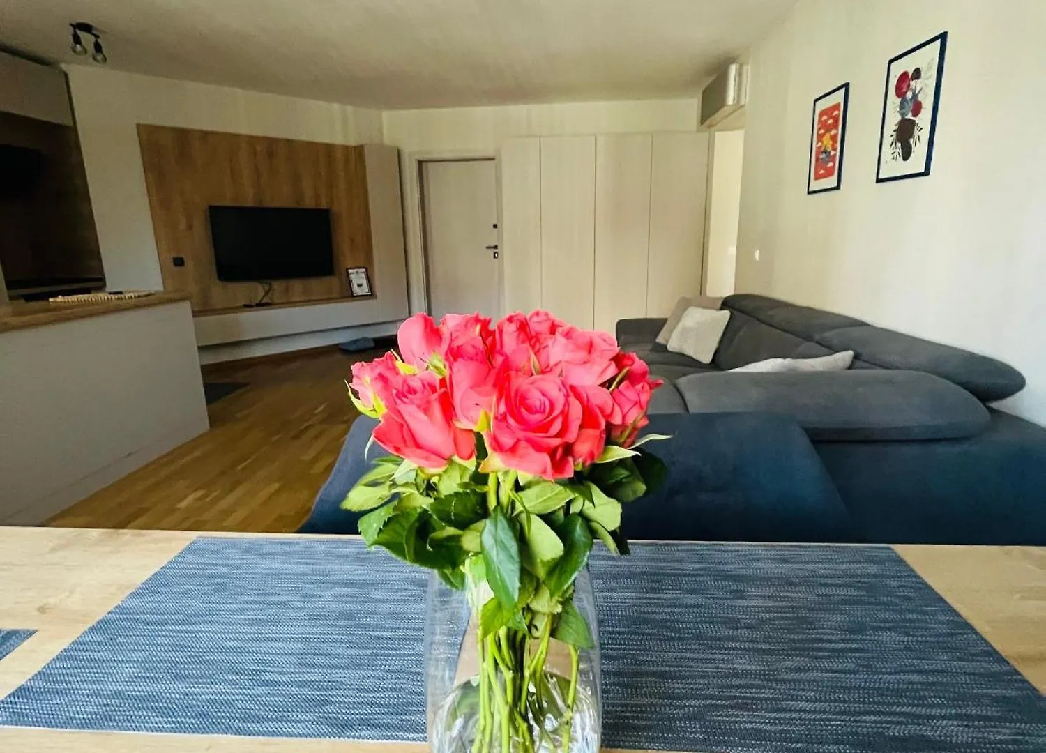 Freesia Apartment With Underground Parking Sofía